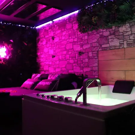 Jung'love - Spa&cinéma Privé - évasion Romantique Apartamento Saint-Cyprien (Pyrenees-Orientales)