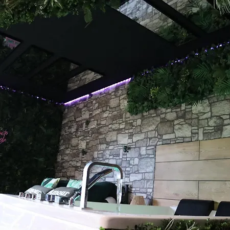 Apartamento Jung'love - Spa&cinéma Privé - évasion Romantique Saint-Cyprien (Pyrenees-Orientales)
