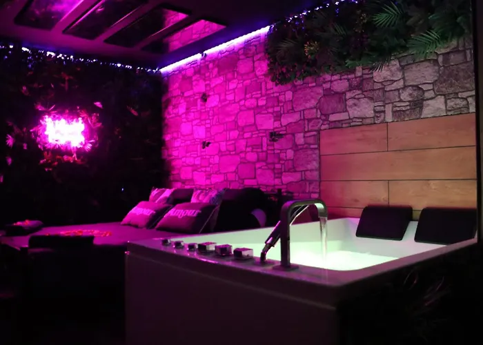Jung'love - Spa&cinéma Privé - évasion Romantique Apartamento Saint-Cyprien (Pyrenees-Orientales)