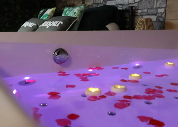 Jung'love - Spa&cinéma Privé - évasion Romantique Apartamento Saint-Cyprien (Pyrenees-Orientales)